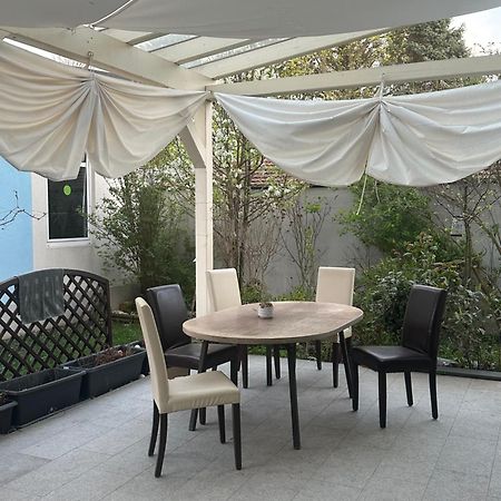 Lion Blue Point Hotel Tulln An Der Donau Exterior foto