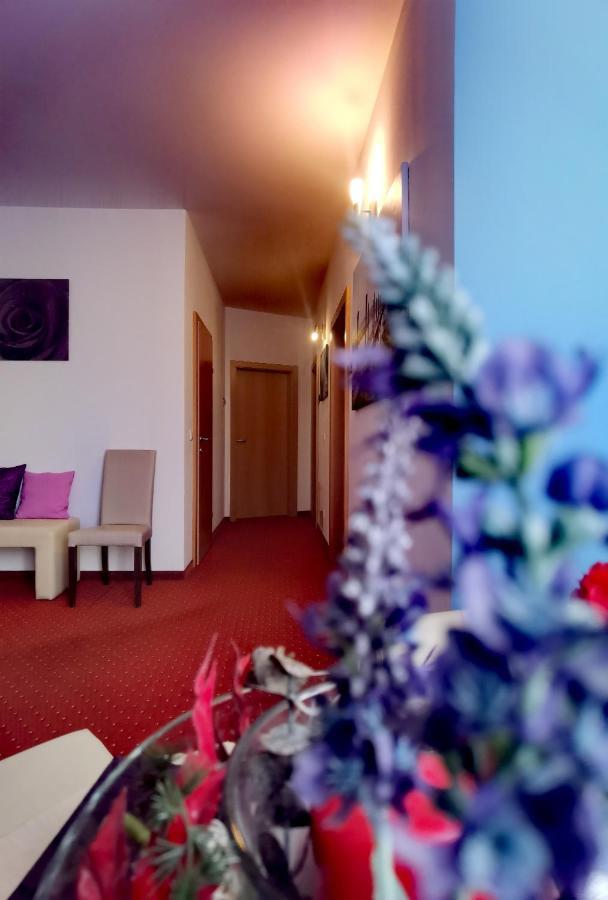 Lion Blue Point Hotel Tulln An Der Donau Exterior foto