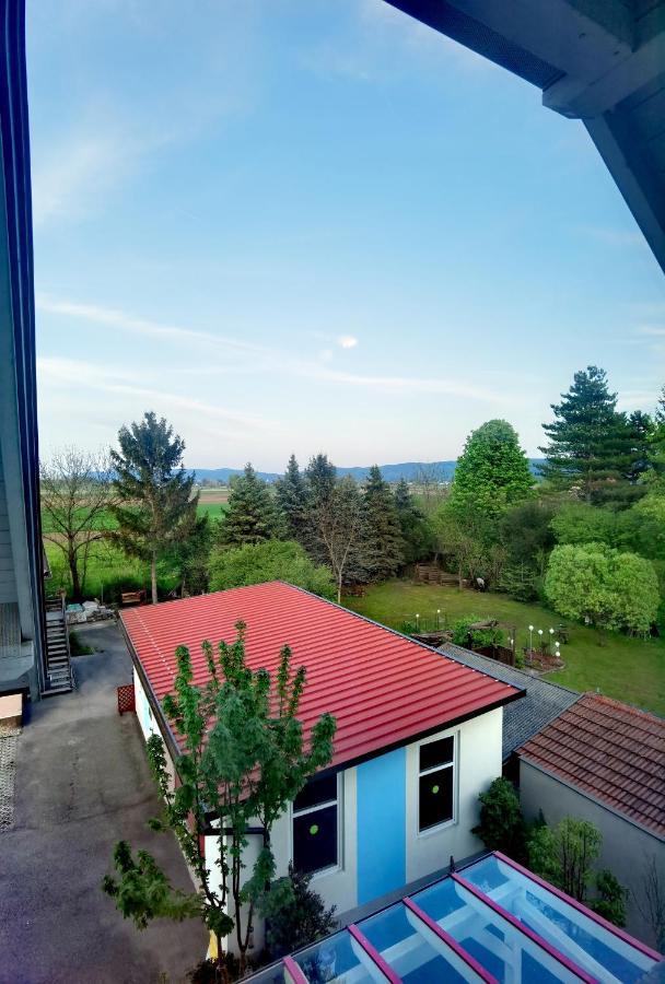 Lion Blue Point Hotel Tulln An Der Donau Exterior foto
