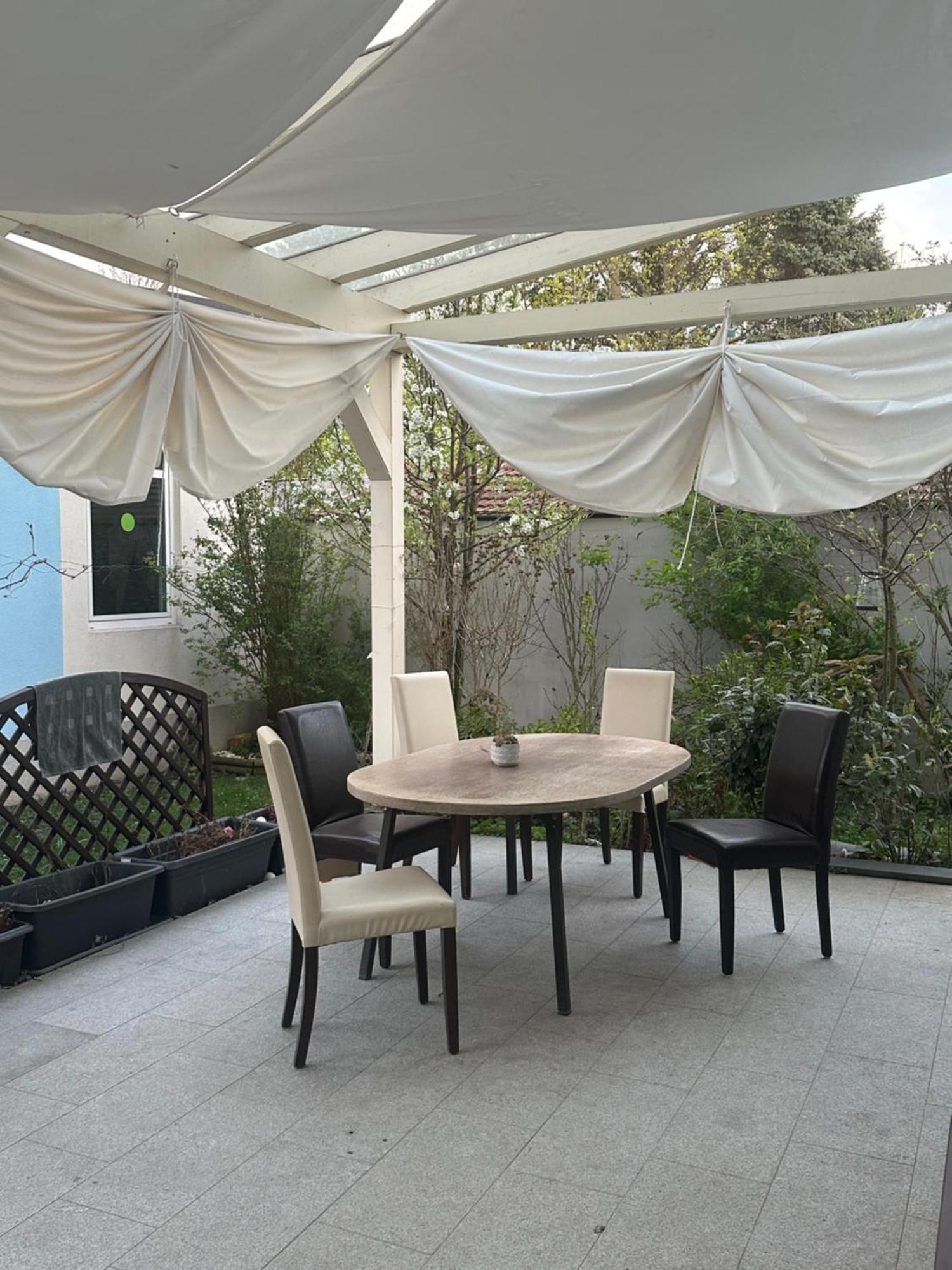 Lion Blue Point Hotel Tulln An Der Donau Exterior foto